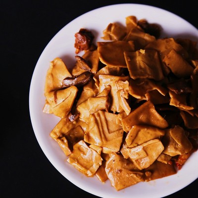 来一嘴重庆特产香菇豆干休闲零食网红零食散装独立包装批发零食图5