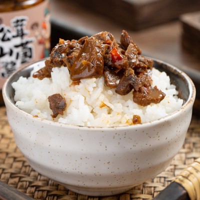 义家人源头工厂直供批发网红美食农家下饭拌面鲜香松茸山菌 酱200g图4
