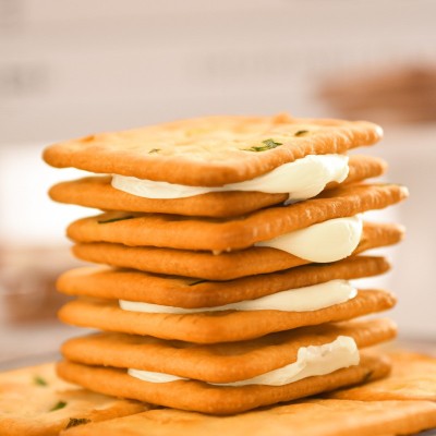 散装台式牛扎饼手工整箱牛乳夹心饼干茶点糕点 休闲零食批发厂家图3